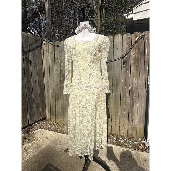 Vintage 70's Greenco Maid Wedding Dress Ivory Lace With Veil Long Sleeve Size 4 - Picture 11 of 16